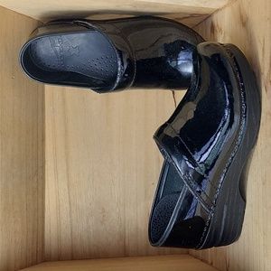 Dansko Professional Clog Shoes Women's Black Patent Leather - EU 37